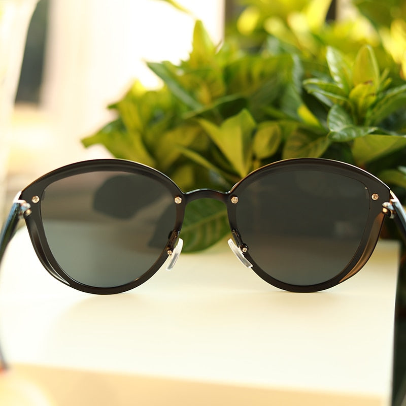 Oley Women's Cat Eye TR 90 Polarized Sunglasses Y7824 Sunglasses Oley