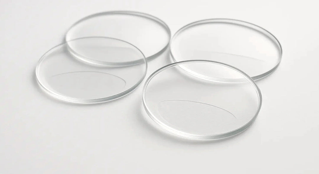 1.56 bifocal lenses flat top round top and no line styles displayed on white surface — FuzWeb guide