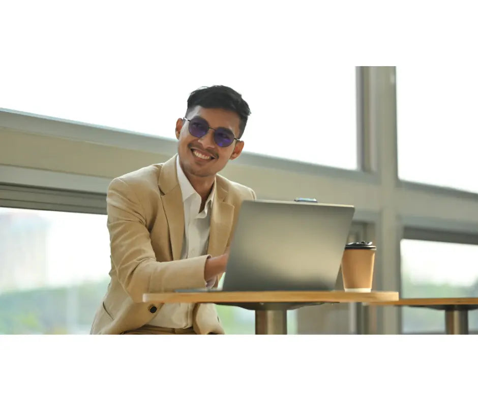 Polarized vs. Photochromic Lenses: Understanding the Difference FuzWeb