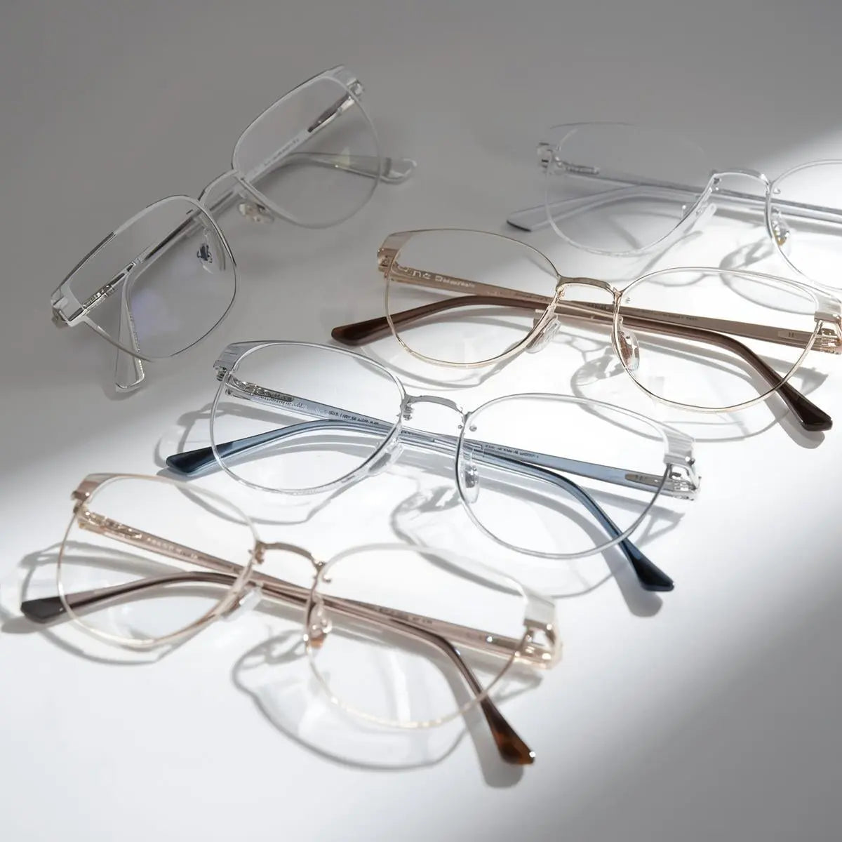 Brightzone rimless titanium alloy eyeglasses — lightweight anti blue light and gradient tint frames — FuzWeb