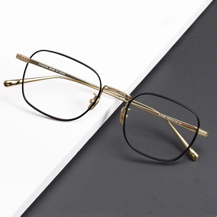 Chashma Unisex Full Rim Round Square Titanium Eyeglasses 881015 — view 1 | Chashma at FuzWeb