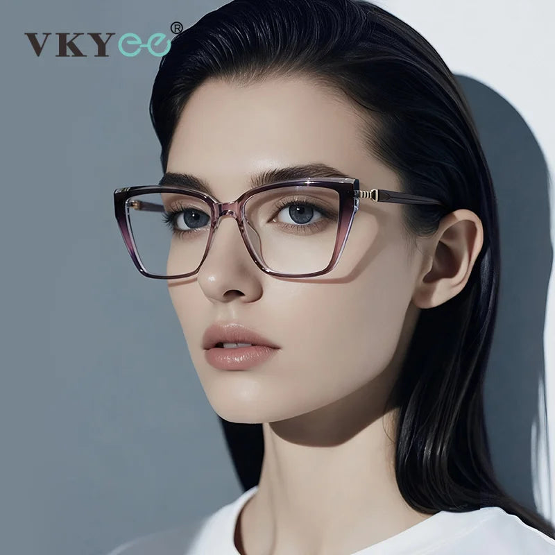 Vicky Women&