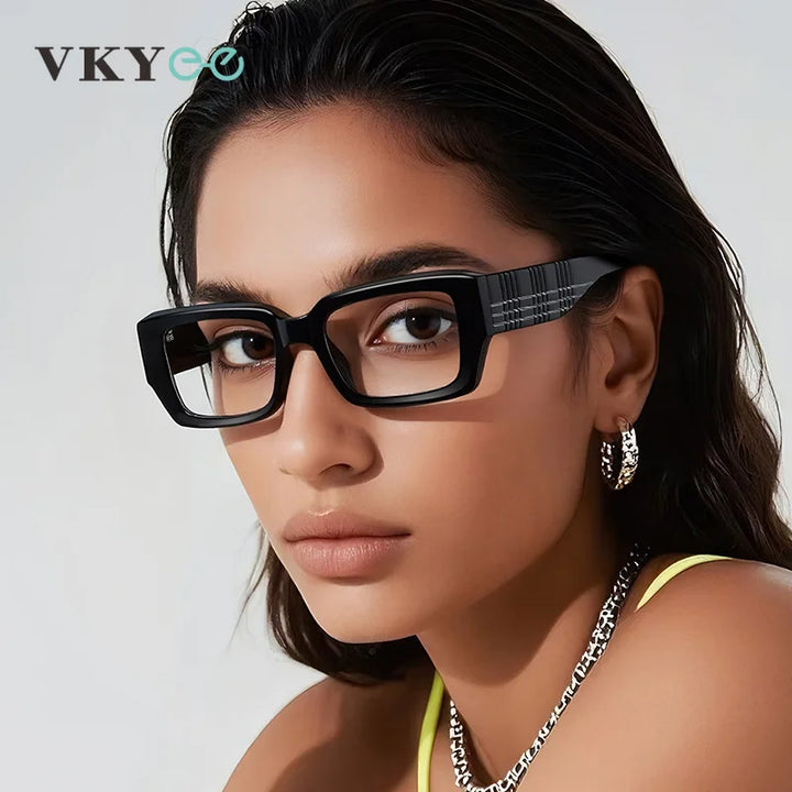 Vicky Women&