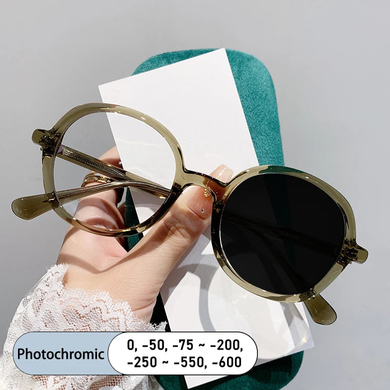 Kocolior Unisex Full Rim Round Tr 90 Alloy Photochromic Reading Glasses 422309