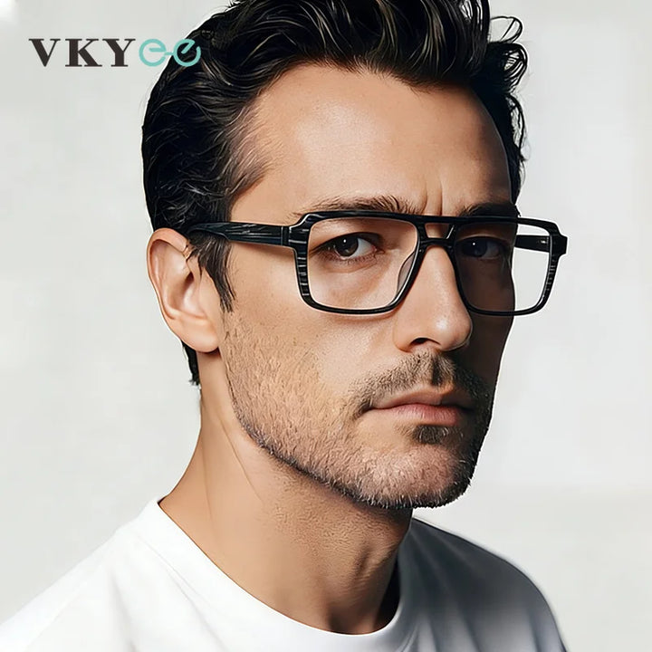 Vicky Men&