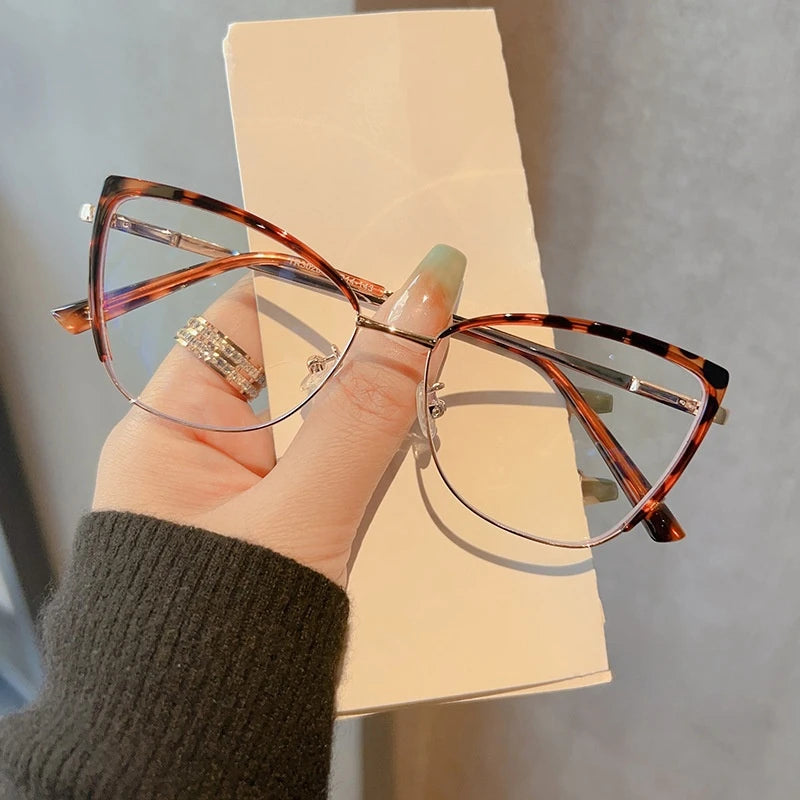 Yimaruili Women's Square Cat Eye Eyeglasses Y3020 – FuzWeb