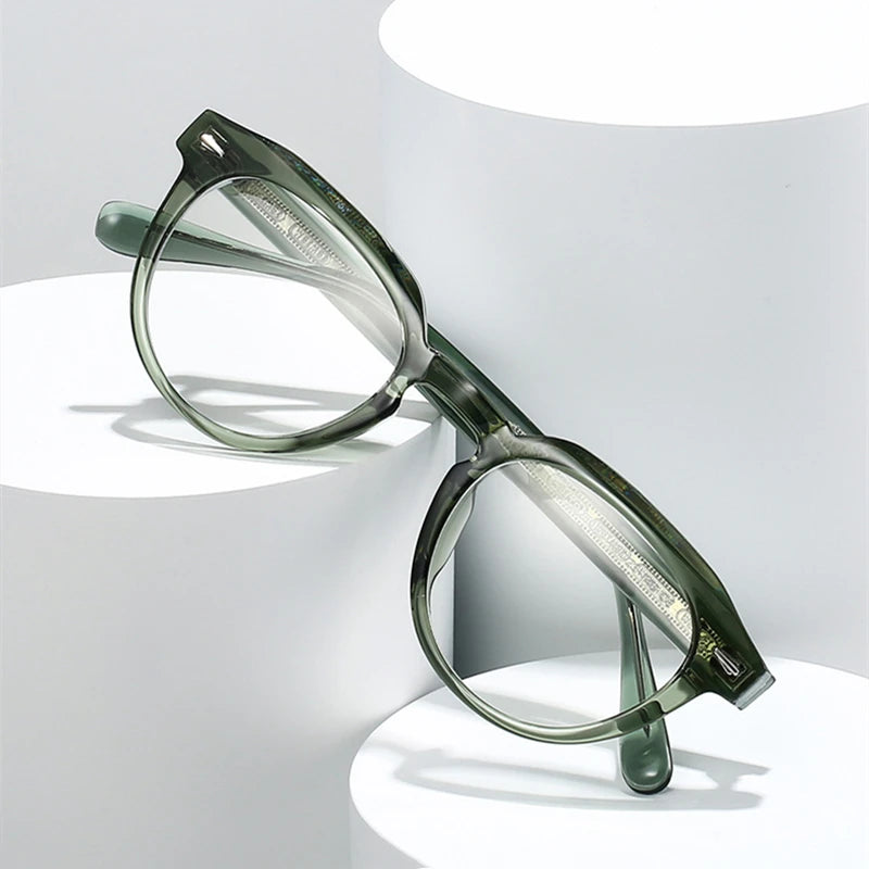 Kocolior Women's Full Rim Cat Eye Tr 90 Photochromic Reading Glasses 28023