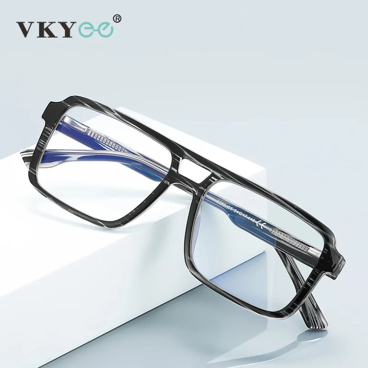 Vicky Men&