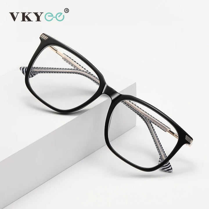 Vicky Men&