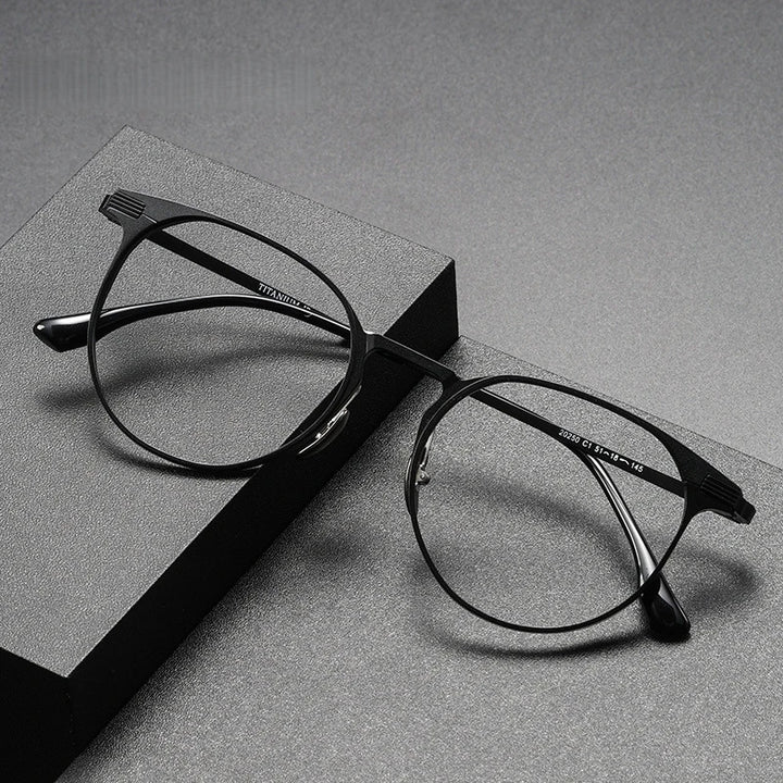 Yimaruili Unisex Full Rim Round Al Mg Titanium Alloy Eyeglasses 20250