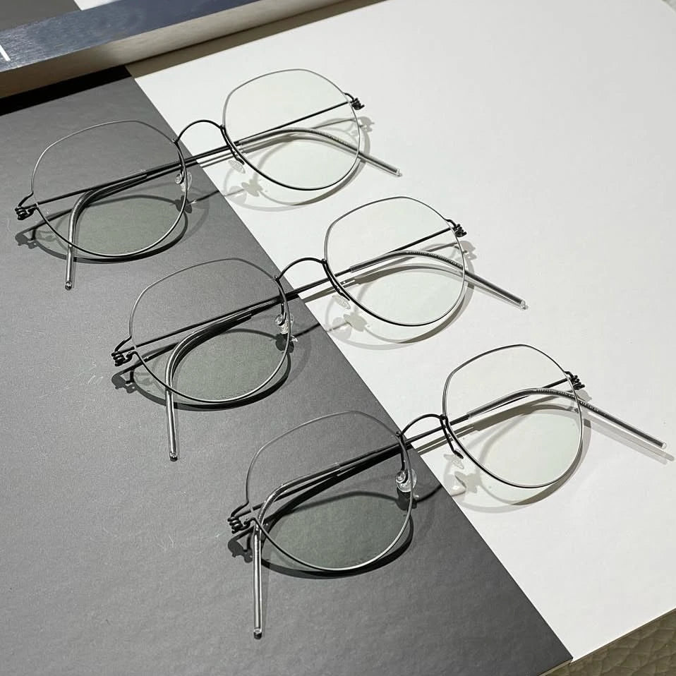 Bobbie 514717 Men’s Screwless Full Rim Flat Top Oval Titanium Frames - Size Chart