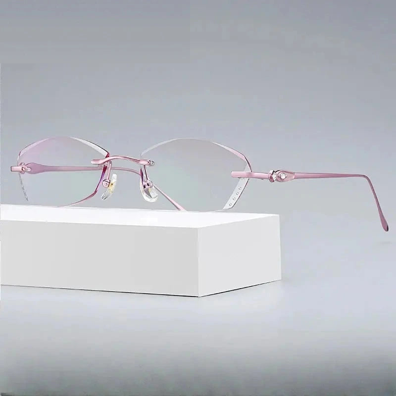 Chashma Women&