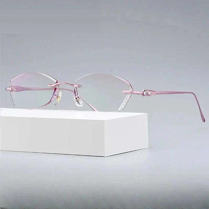 Chashma Women&