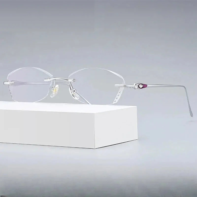 Chashma Women&