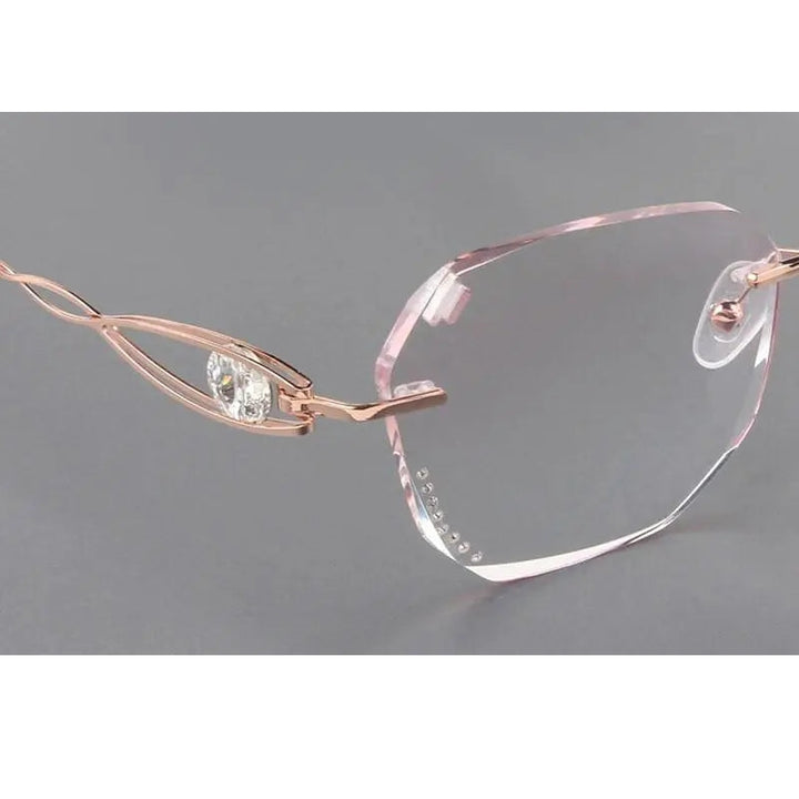 Chashma Women&