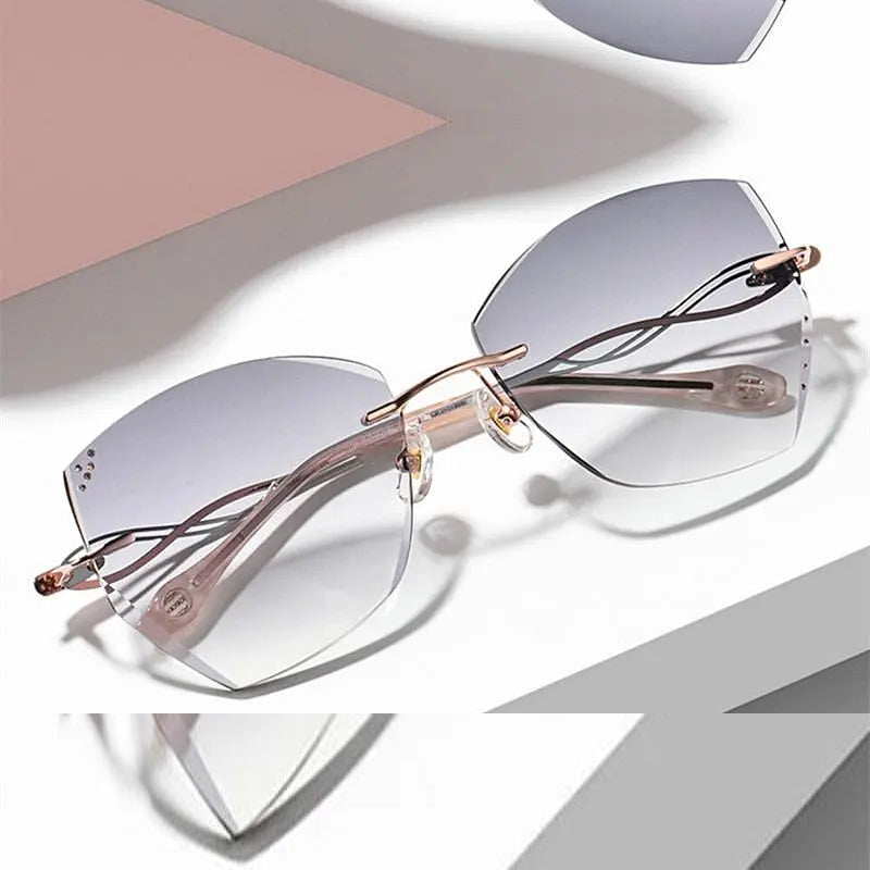 Chashma Women&