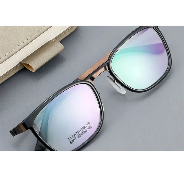 Chashma Unisex Full Rim Square Titanium Tr 90 Eyeglasses 8807