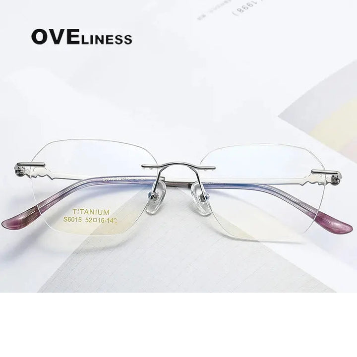 Oveliness Women&