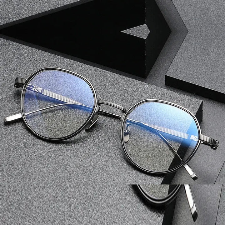 Chashma Unisex Full Rim Flat Top Round Titanium Eyeglasses 581161 - C1-Gold