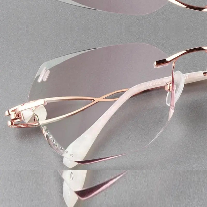 Chashma Women&