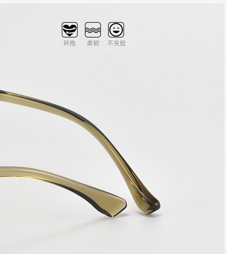 Bclear Unisex Full Rim Round Tr 90 Titanium Eyeglasses 90302.