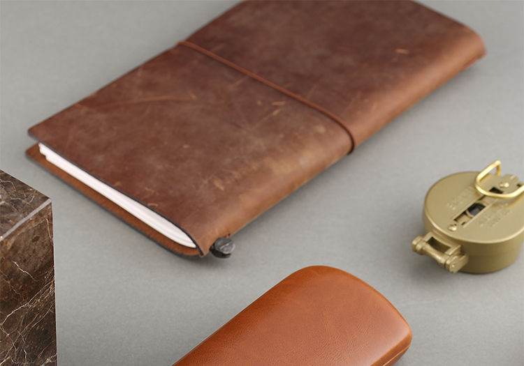 Cubojue Unisex Brown Hard Leather Eyeglass Case C008 — view 1 | Cubojue Case at FuzWeb