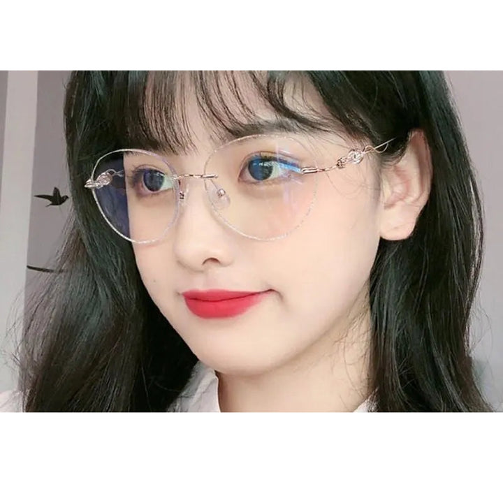 Chashma Women&