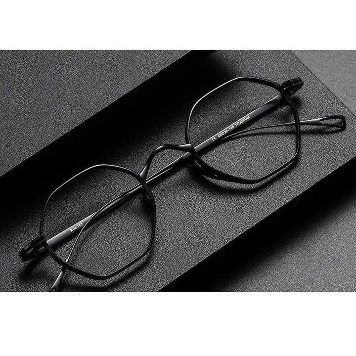 Oveliness Unisex Full Rim Irregular Round Titanium Eyeglasses Ol1y52