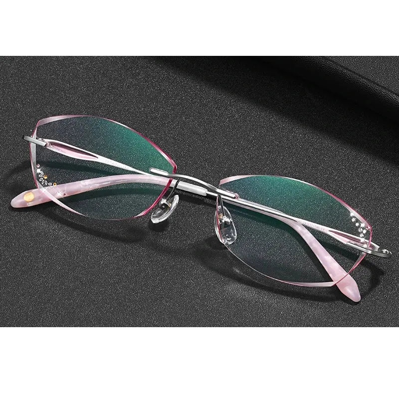 Chashma Women&
