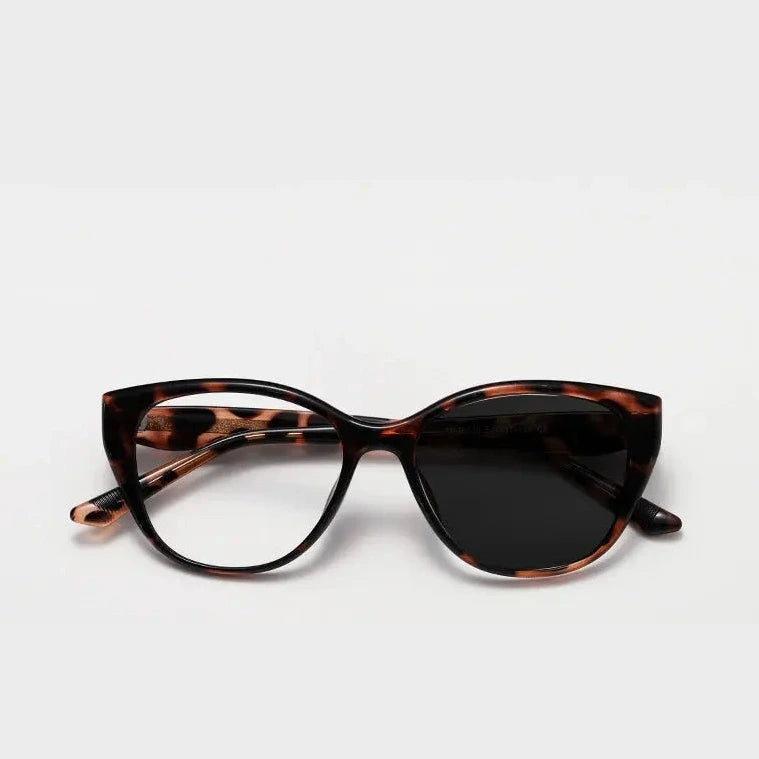 Kocolior Women's Full Rim Cat Eye Tr 90 Alloy Photochromic Reading Glasses 86159 - PHOTO Leopard / +250