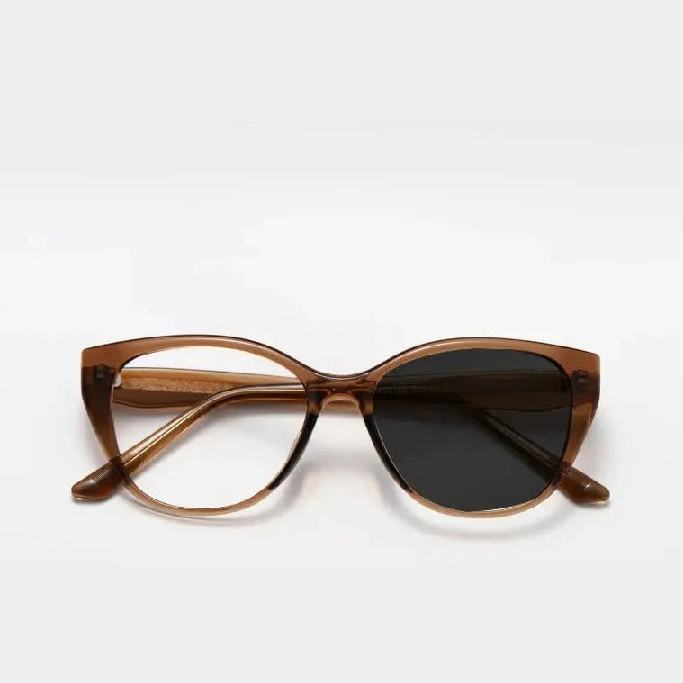 Kocolior Women's Full Rim Cat Eye Tr 90 Alloy Photochromic Reading Glasses 86159 - PHOTO Tea / +500