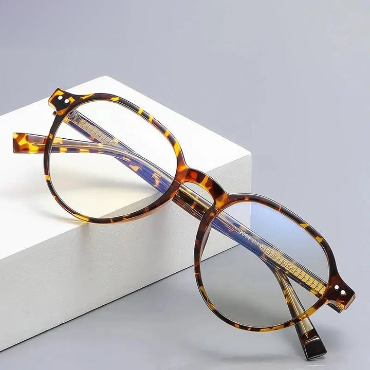 Vicky Unisex Full Rim Round Tr 90 Alloy Reading Glasses 2094 — studio cover