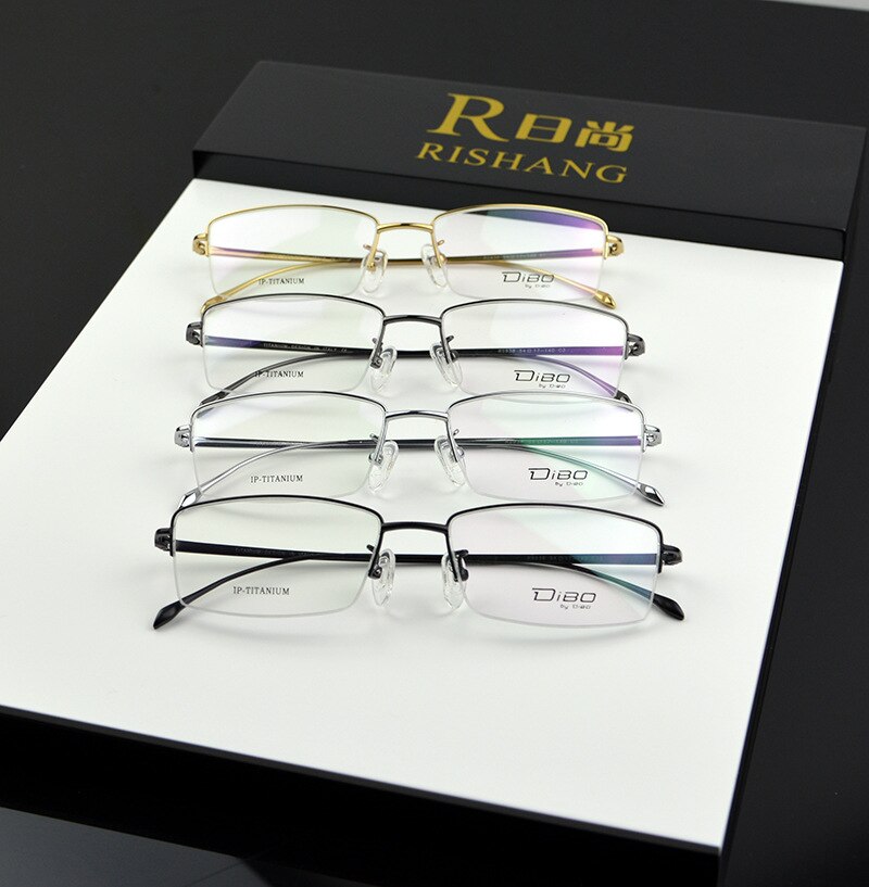 Men's Eyeglasses 14 g Pure Titanium Rs938 Frame Chashma   